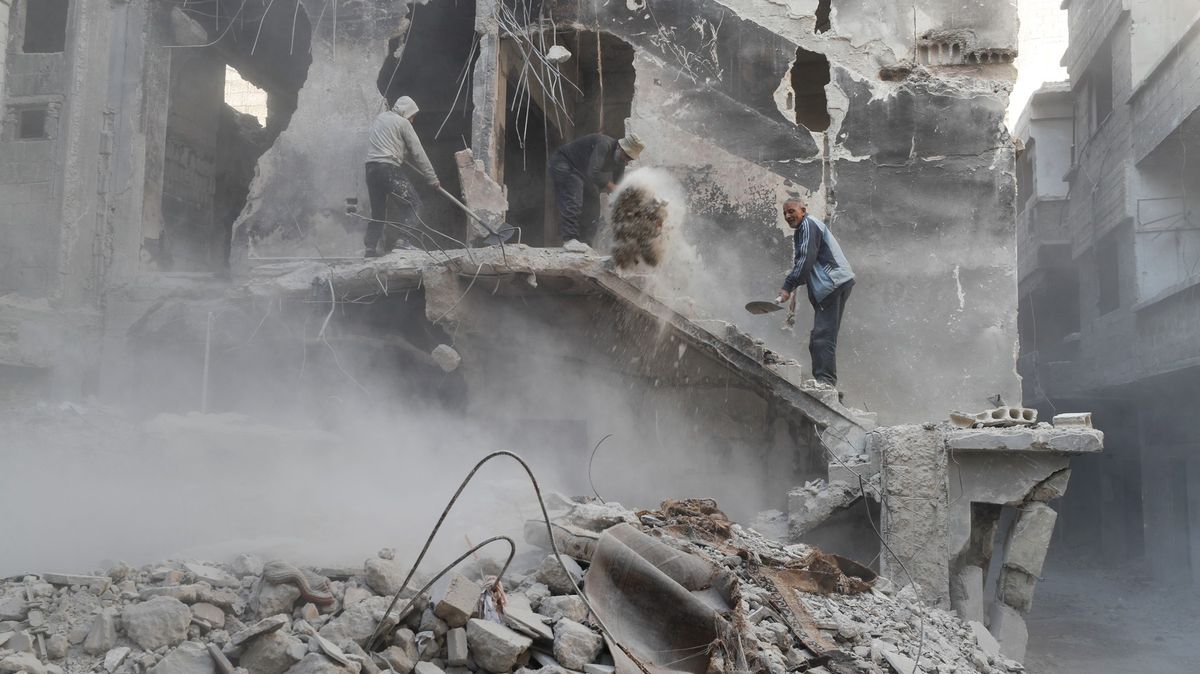 Izraelská raketa zasáhla v Damašku bytový dům, 15 lidí zahynulo